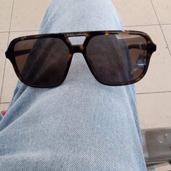 Sunglasses - Picture 5 of 11